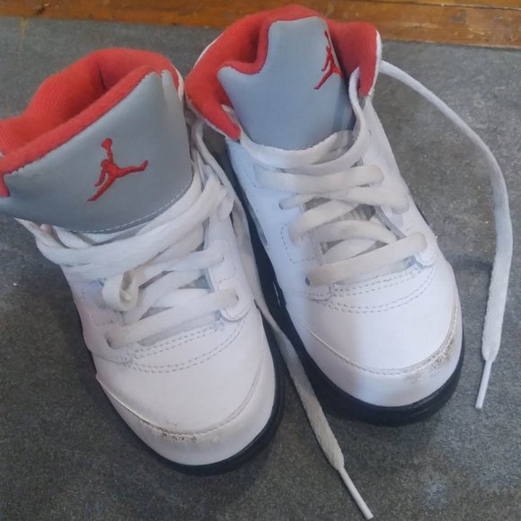 Nike Air Jordan Toddlers size 9c Retro 5 - Picture 1 of 5